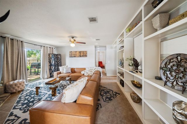 20407 Weald Way Street, Spring, TX 77388