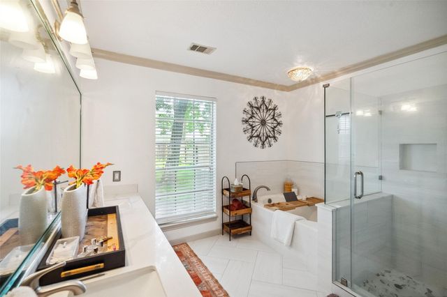 20407 Weald Way Street, Spring, TX 77388