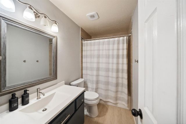 20407 Weald Way Street, Spring, TX 77388