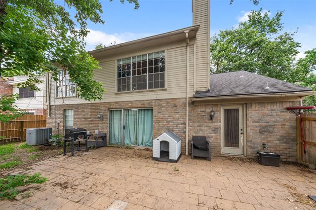 20407 Weald Way Street, Spring, TX 77388