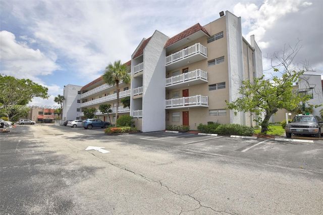 3531 Inverrary Dr 101, Lauderhill, FL 33319
