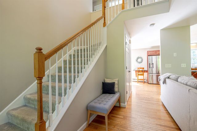 877 River Road, Weare, NH 03281