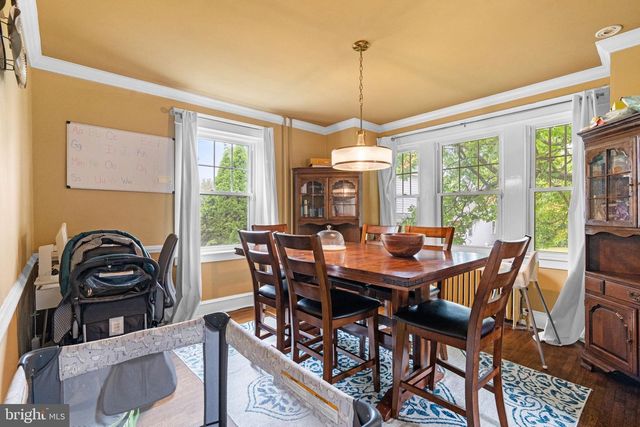23 W KNOWLES AVE, Glenolden, PA 19036