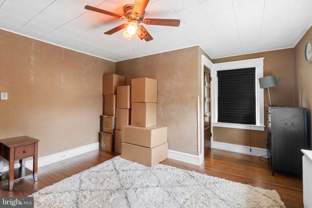 23 W KNOWLES AVE, Glenolden, PA 19036