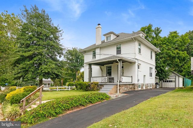 23 W KNOWLES AVE, Glenolden, PA 19036