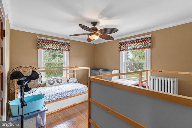 23 W KNOWLES AVE, Glenolden, PA 19036