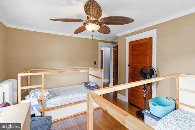 23 W KNOWLES AVE, Glenolden, PA 19036