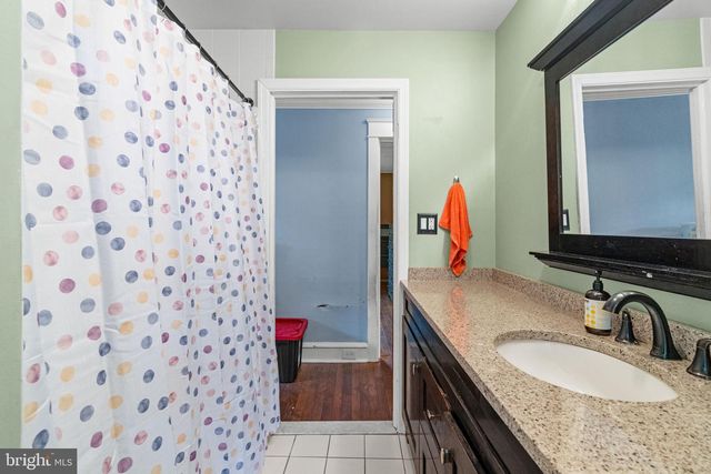 23 W KNOWLES AVE, Glenolden, PA 19036