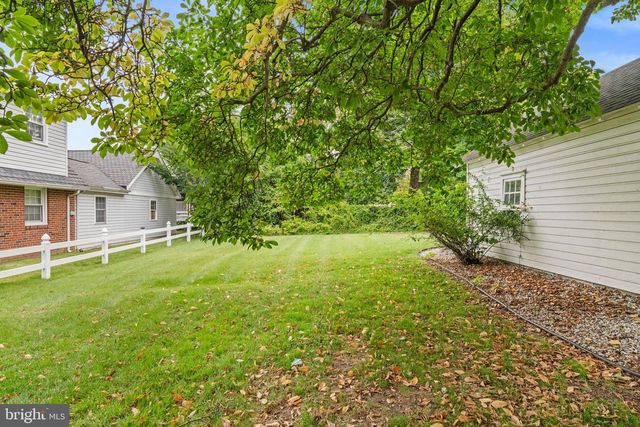 23 W KNOWLES AVE, Glenolden, PA 19036