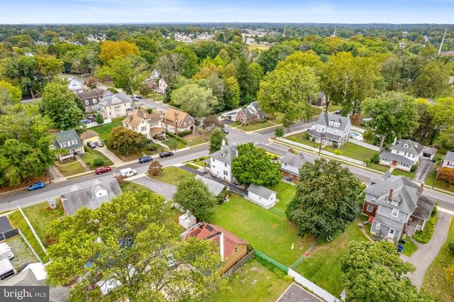 23 W KNOWLES AVE, Glenolden, PA 19036