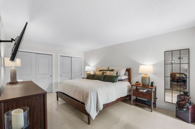 806 Cypress Grove Lane 305, Pompano Beach, FL 33069