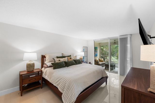 806 Cypress Grove Lane 305, Pompano Beach, FL 33069