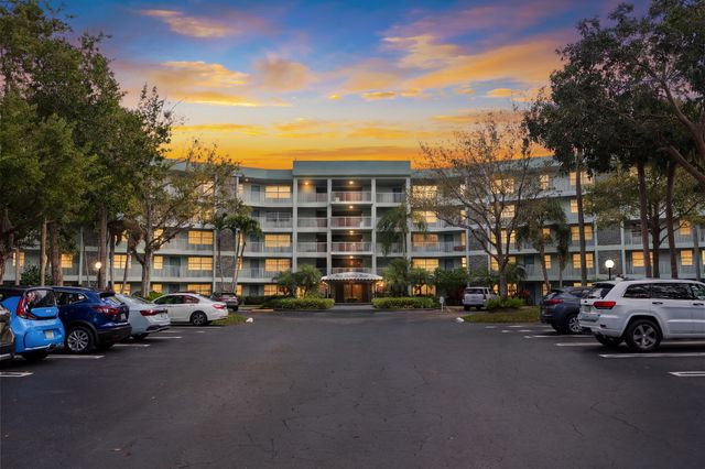 806 Cypress Grove Lane 305, Pompano Beach, FL 33069