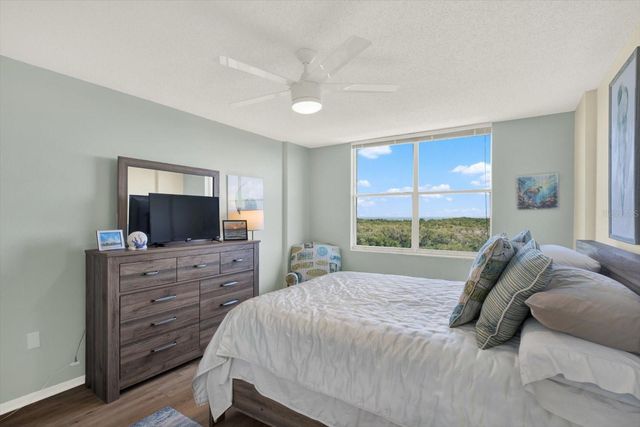 2333 FEATHER SOUND DRIVE B507, Clearwater, FL 33762