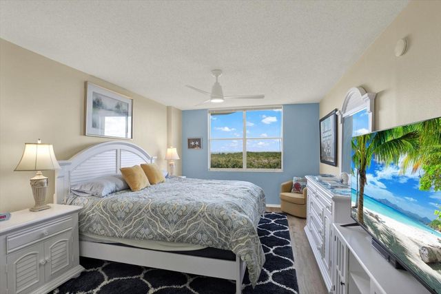 2333 FEATHER SOUND DRIVE B507, Clearwater, FL 33762