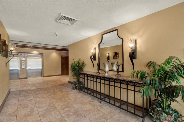 2333 FEATHER SOUND DRIVE B507, Clearwater, FL 33762