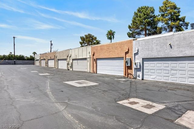 3688 Garden South Drive, Las Vegas, NV 89121