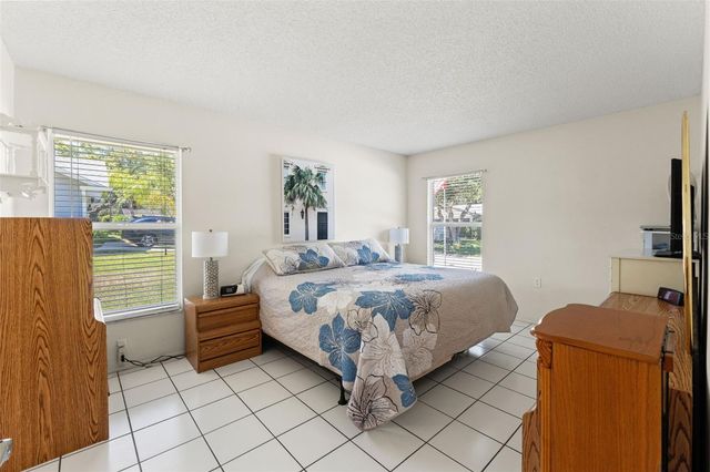 10520 SPRINGWOOD DRIVE, Port Richey, FL 34668