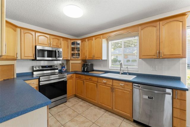 10520 SPRINGWOOD DRIVE, Port Richey, FL 34668