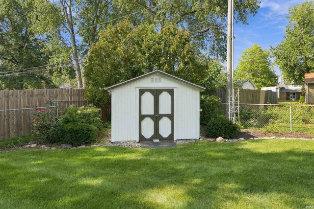 2811 Trent Drive, Fort Wayne, IN 46815