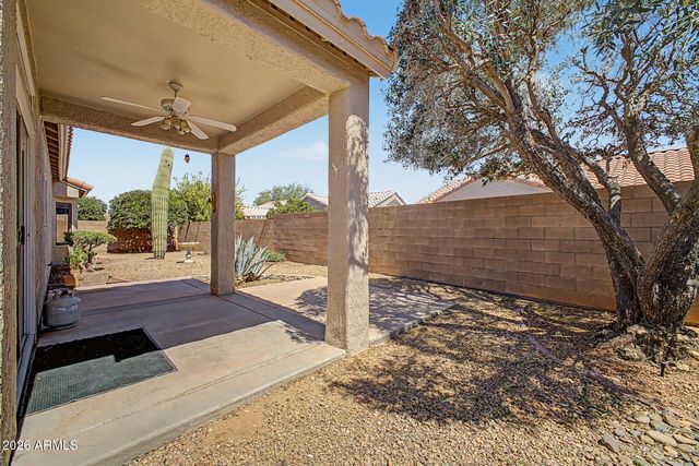 13621 W RAVENSWOOD Drive, Sun City West, AZ 85375