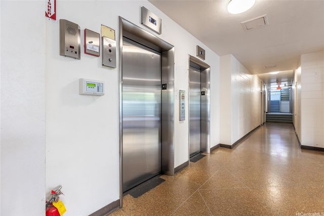 445 Kaiolu Street 604, Honolulu, HI 96815