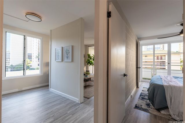 445 Kaiolu Street 604, Honolulu, HI 96815