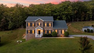 4217 Berkeley Place DR, Roanoke, VA 24018