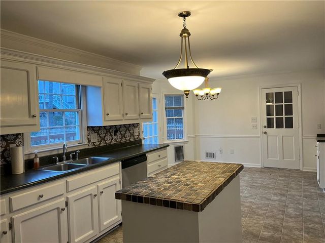 1190 Haverhill Trail, Lawrenceville, GA 30044