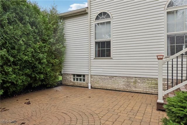 12235 Cantburg Avenue NW, Uniontown, OH 44685