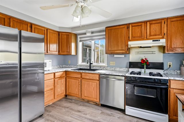 21 Nutter Circle, Barnstead, NH 03225