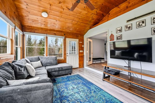 21 Nutter Circle, Barnstead, NH 03225