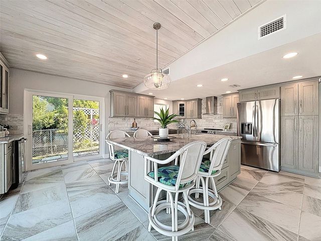 12821 2ND ISLE, Hudson, FL 34667