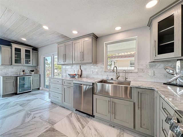 12821 2ND ISLE, Hudson, FL 34667