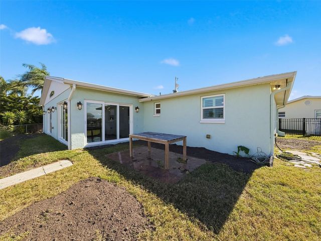 12821 2ND ISLE, Hudson, FL 34667