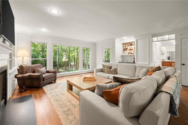 250 Spring Creek Road, Roswell, GA 30075