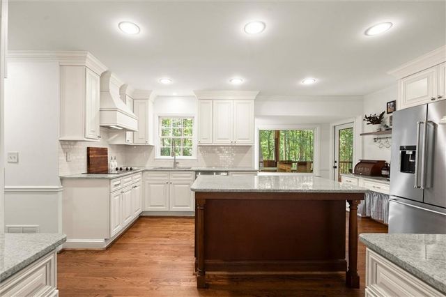 250 Spring Creek Road, Roswell, GA 30075