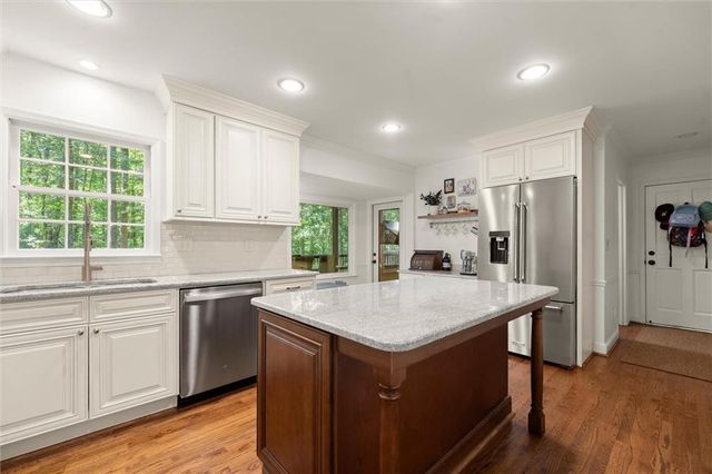 250 Spring Creek Road, Roswell, GA 30075