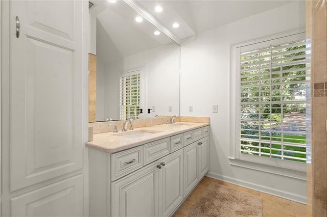 250 Spring Creek Road, Roswell, GA 30075