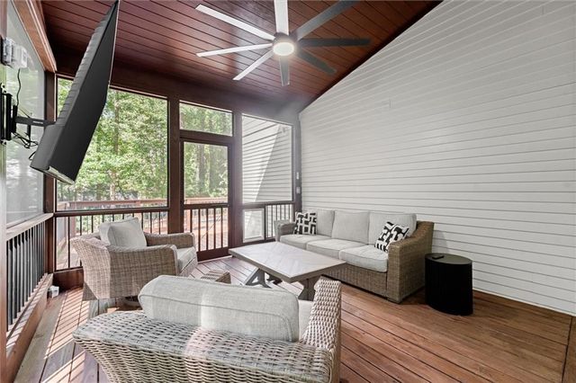 250 Spring Creek Road, Roswell, GA 30075