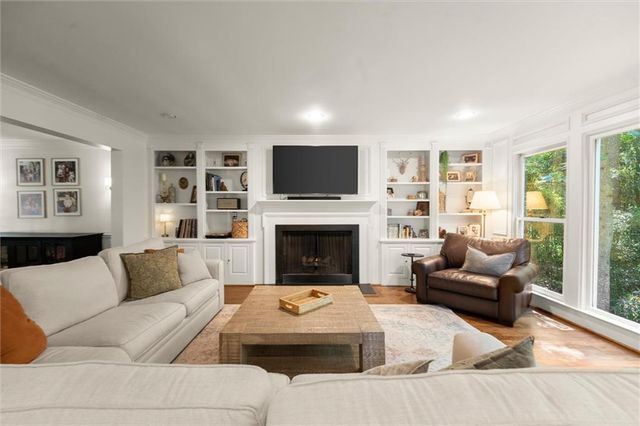 250 Spring Creek Road, Roswell, GA 30075
