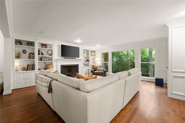 250 Spring Creek Road, Roswell, GA 30075