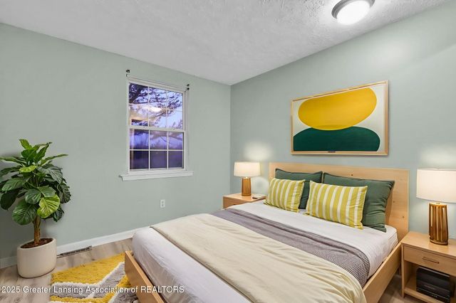 6238 Beechfield Drive, Lansing, MI 48911