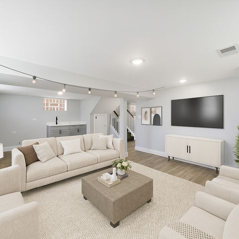 8351 S Marshfield Avenue, Chicago, IL 60620