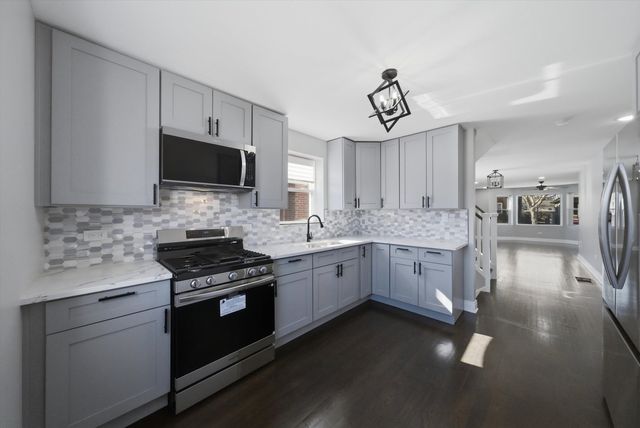 8351 S Marshfield Avenue, Chicago, IL 60620