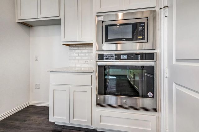 6205 Queens Path, North Richland Hills, TX 76180