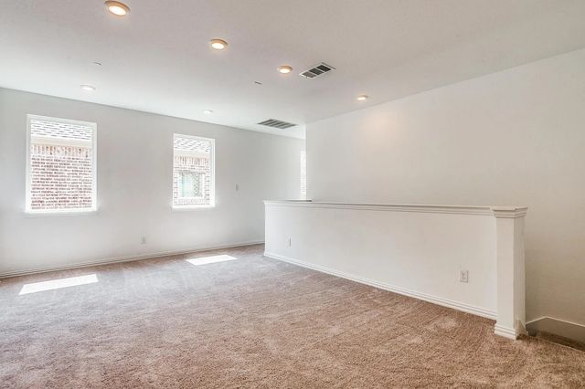 6205 Queens Path, North Richland Hills, TX 76180