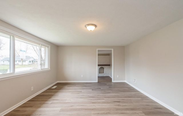 828 N 13Th Street, Elwood, IN 46036