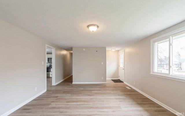 828 N 13Th Street, Elwood, IN 46036