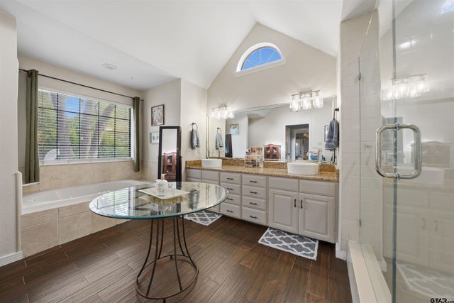 603 Country Club Circle, Athens, TX 75751